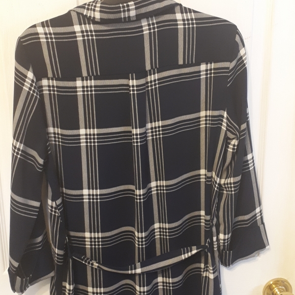 DYNAMITE DRESS. Size XS - Picture 5 of 5